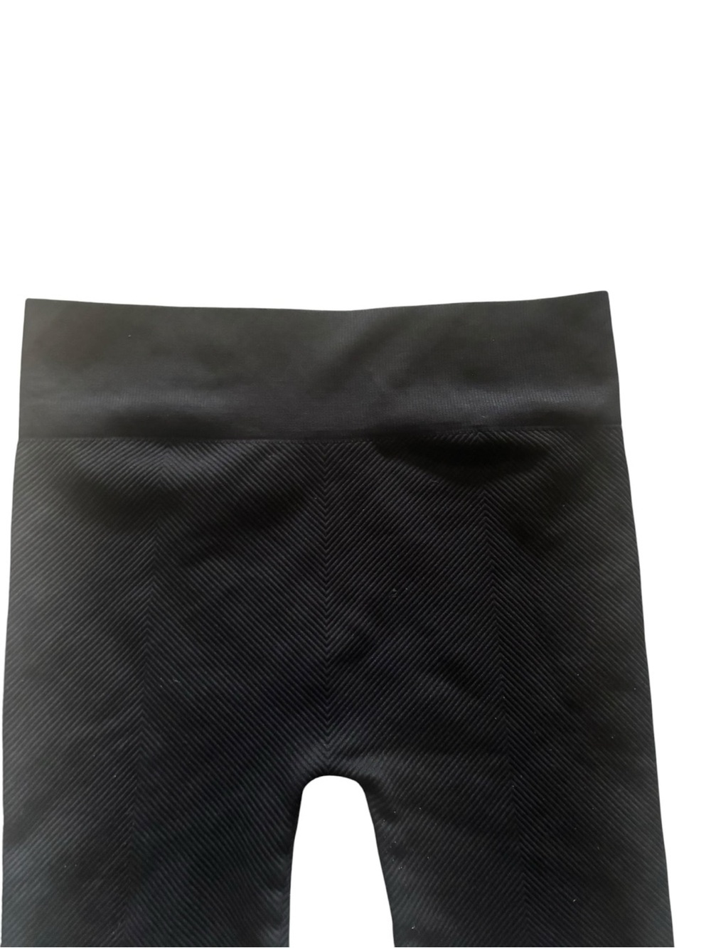NikiBiki High-Waist Black Seamless Bike Shorts One Size (OS) - Picture 3 of 4